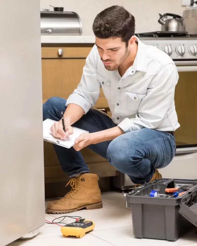 Appliance Repairman - Refrigerator Repair